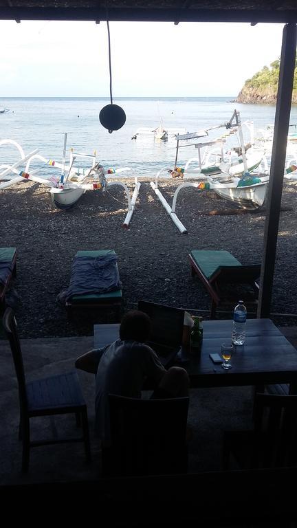 Teman Teman Bungalows 1 Amed Kültér fotó