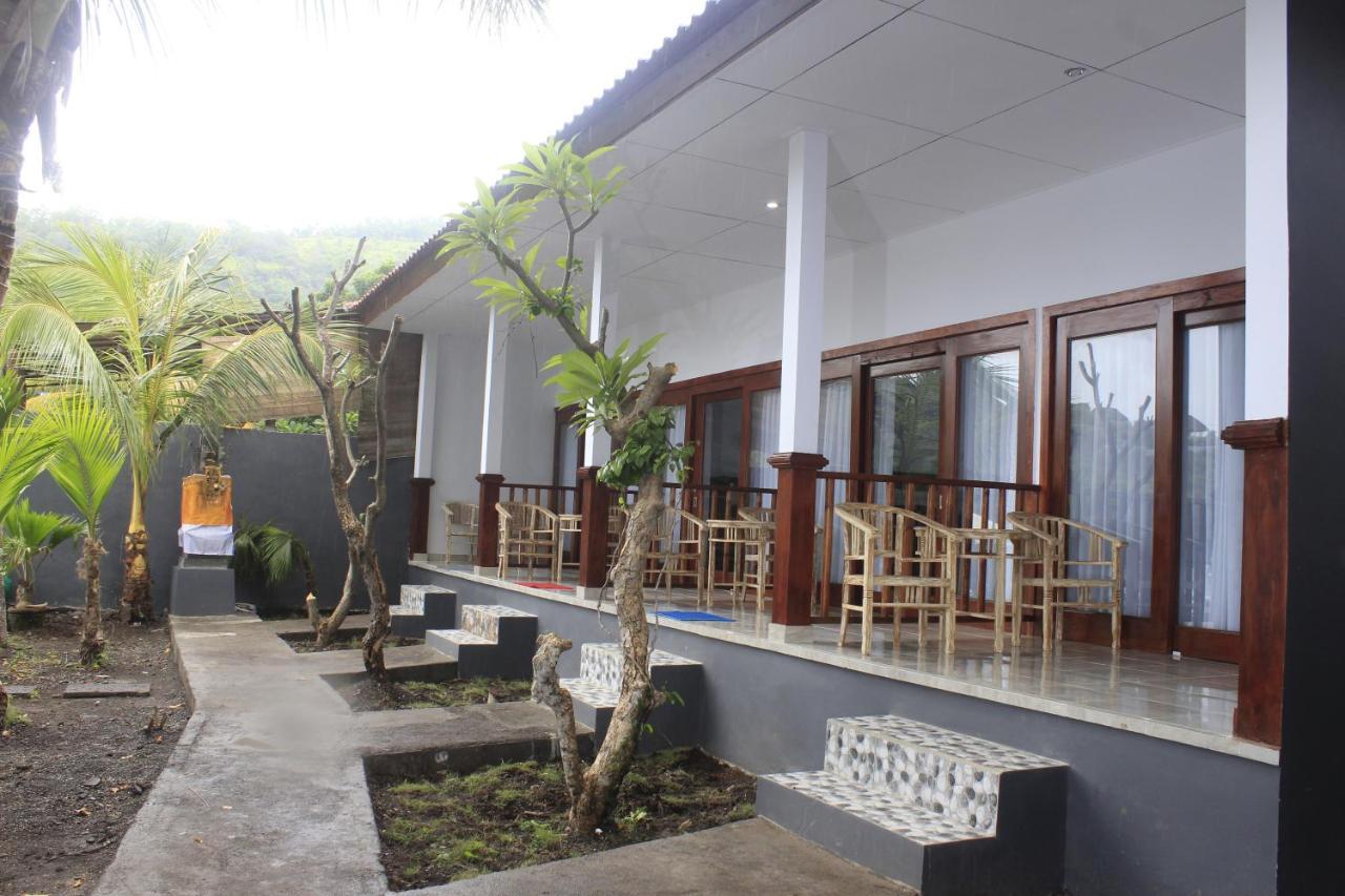 Teman Teman Bungalows 1 Amed Kültér fotó