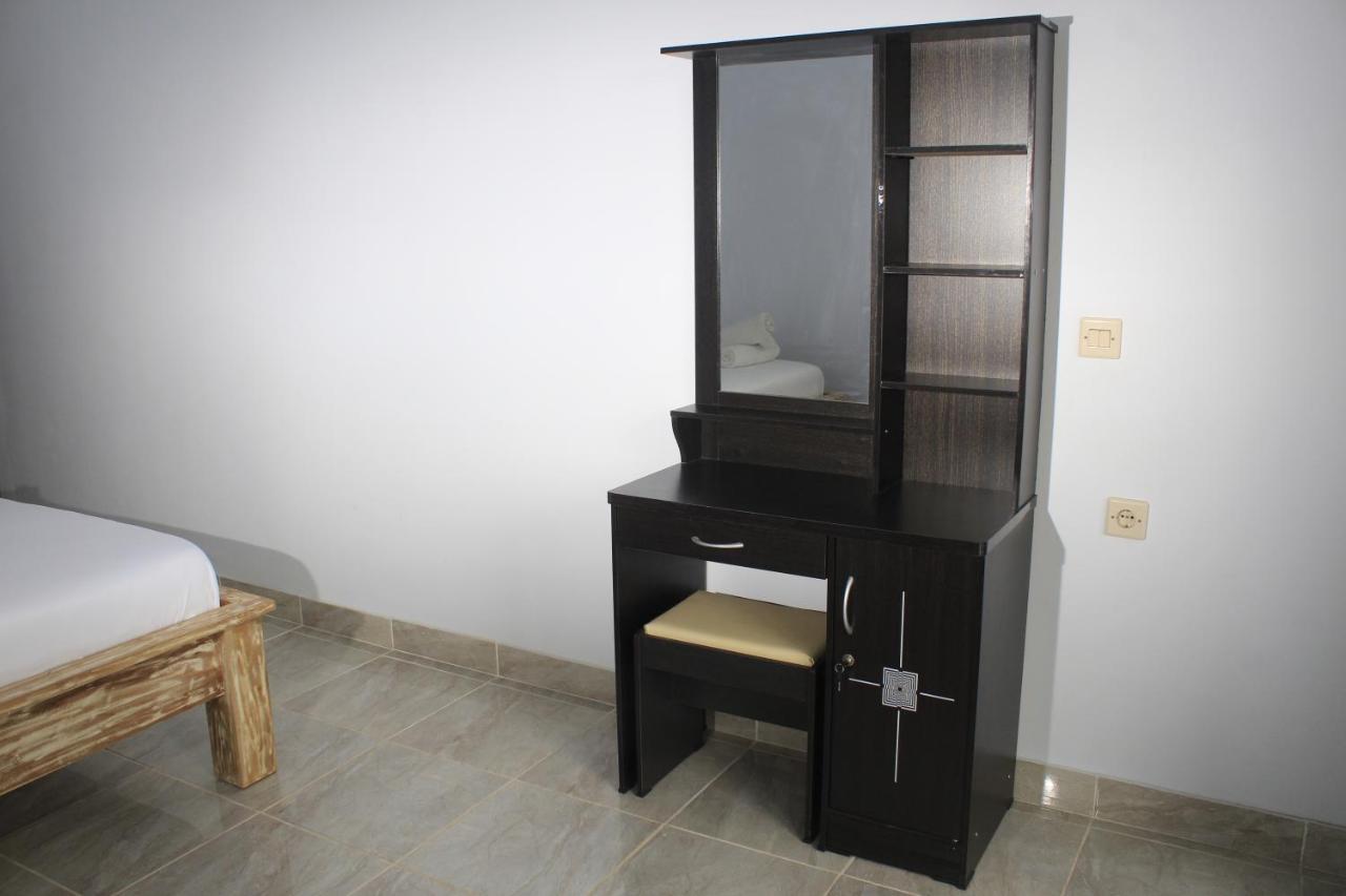 Teman Teman Bungalows 1 Amed Kültér fotó